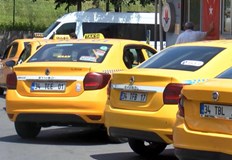 Причината е да не бъдат обвинени в трафик на мигрантиТурските таксиметрови