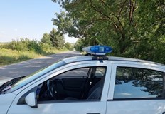 Пострадали са двамата водачи и една от спътничкитеТрима мотористи са