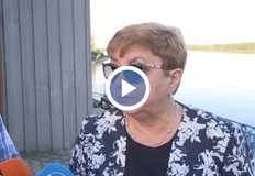 Баржата с въглища в румънския участък на река Дунав продължава