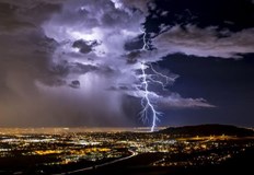 През нощта срещу събота над цялата страна остава предимно ясно