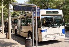 В Русе раздадоха стикери с телефон за сигнали за редовността