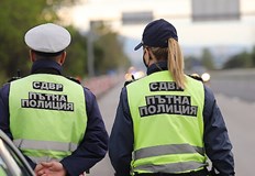 Има версия че униформената е пътувала в колата на бившия