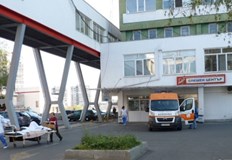 Полицейски служител е ранен със стоп патрон при преследване на