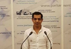 Районният съд в Пловдив остави в ареста измамникът представял се