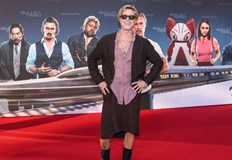 Актьорът присъства на премиерата на филма Убийствен влак Брад Пит доказа