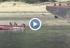 Започна претоварването на въглищата от секциите в река Дунав при