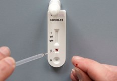 Починали са шестима души с коронавирус1862 са новите случаи на