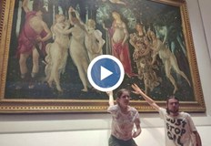 Видео събиращо голяма популярност в социалните мрежи показва как двама