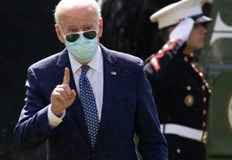 Той обаче ще продължи да носи маска в продължение на