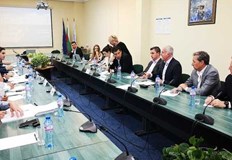 Коментирани бяха възможностите за завършване на процеса на диверсификация на