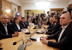 От ДБ гледат на третия мандат като втори опит за първи