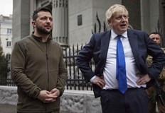 Британският премиер Борис Джонсън заяви че лидерите от Г 7 търсят