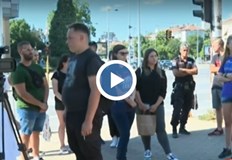 Организатори са близки на жертвитеБдение на родни и близки започна