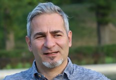 Румен Радев има един много особен манталитет за правене на