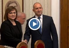 На консултация при президента се явиха и представители на БСП