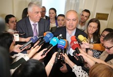 Можете да видите във всяка търговска верига хлябът навсякъде е