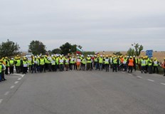 Работещите в пътните фирми ще затварят за час пътя Русе