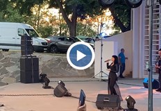 Теди Кацарова избра Русе за да представи най новата си песен Един