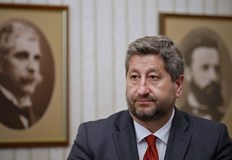 Това заяви съпредседателят на ДБ в Здравей България Съпредседателят на Демократична