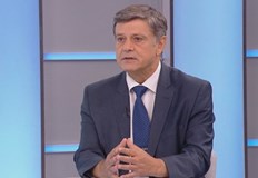 Според него доминацията на Западния свят приключва с появата на нови