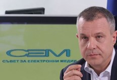 Генералният директор на БНТ трябва да бъде отстранен от поста до