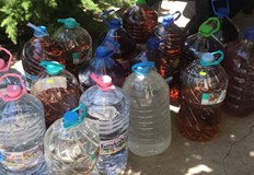 Митническите служители от ТД Митница Русе откриха 436 литра нелегален алкохол при две