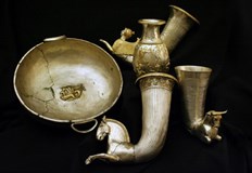 Съкровището от Борово меден слитък и кремъчни ядра за праисторически