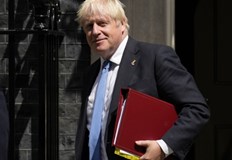 Борис Джонсън подготвя оттеглянето си от постаОттеглящият се британски премиерБорис