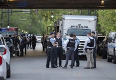 По непотвърдена информация има простреляниТрадиционният парад в Чикаго по повод