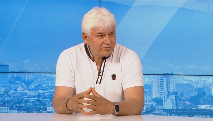 Конституцията не е договор между самоубийци, тя трябва да служи на обществото Конституцията не е договор между самоубийци, тя трябва да служи на обществото