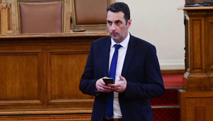 Депутати заподозряха нагласен конкурс