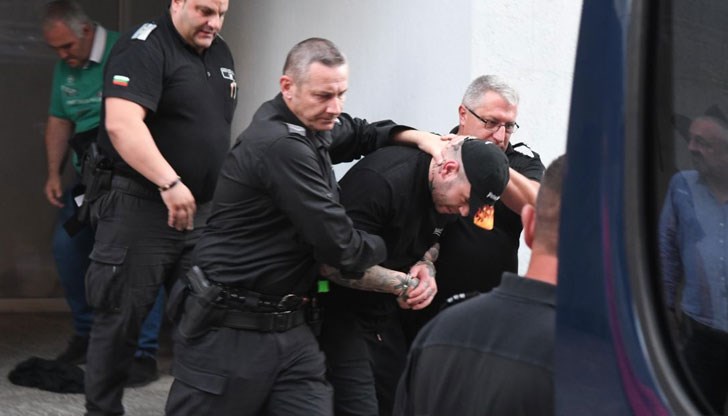 Защо полицаят не е подал сигнал и Семерджиев не е задържан?