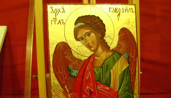 Християните отдават почит на вестителя Свети арх. Гавриил Християните отдават почит на вестителя Свети арх. Гавриил