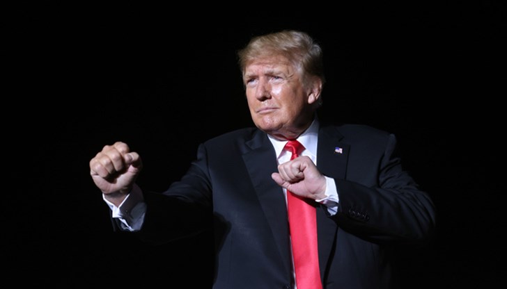 Милиардерът обмислял в момента кога да стартира кампанията си Милиардерът обмислял в момента кога да стартира кампанията си