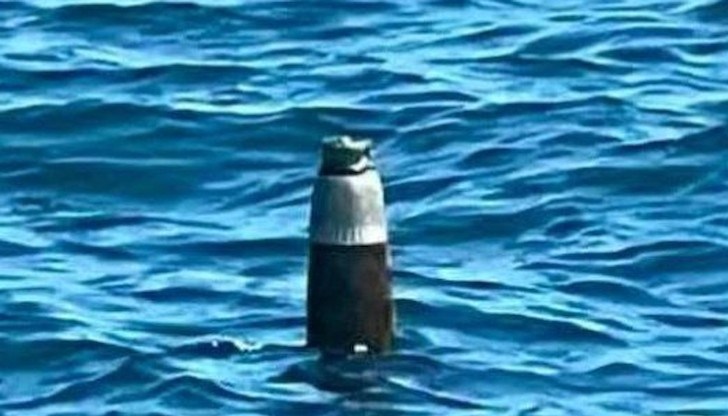 Останките не са взривоопасни, но представляват навигационна опасност, съобщават от Военноморските сили