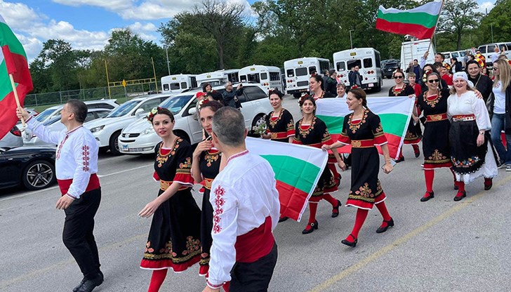 Ами казвайте понякога и нещо хубаво за тази страна, пък добавяйте като баба „Пу, да не ни е уруки!“. Ами казвайте понякога и нещо хубаво за тази страна, пък добавяйте като баба „Пу, да не ни е уруки!“.