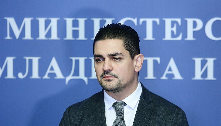 Василев загатна, че новият проект ще е съставен от други, които също като него са напуснали ИТН