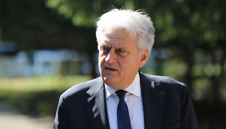 Министърът даде оценка за работата на министерството на честването на 143-годишнината от създаването на МВР Министърът даде оценка за работата на министерството на честването на 143-годишнината от създаването на МВР