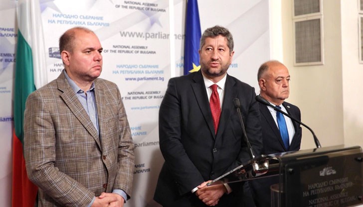 Имаме много задълбочена дискусия и ясна представа за формулата, по която може да бъде реализиран третият мандат, заяви Христо Иванов