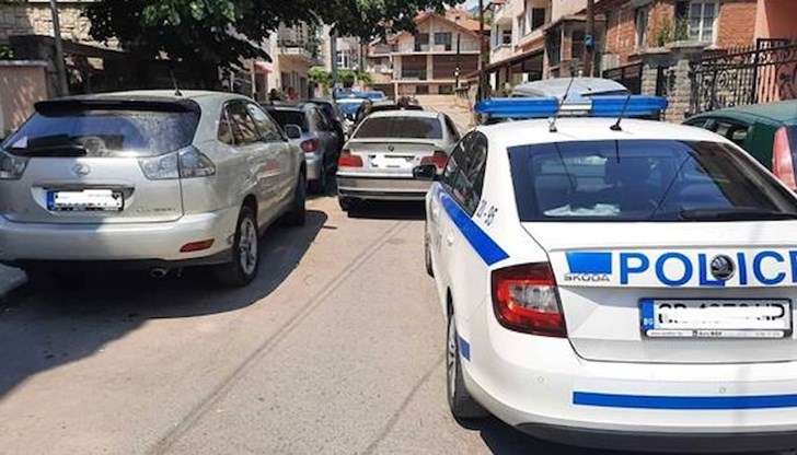 Водачът на „БМВ”-то се е ударил в два автомобила