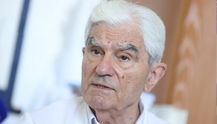 Трябва държавата да въведе безплатно тестване, счита имунологът