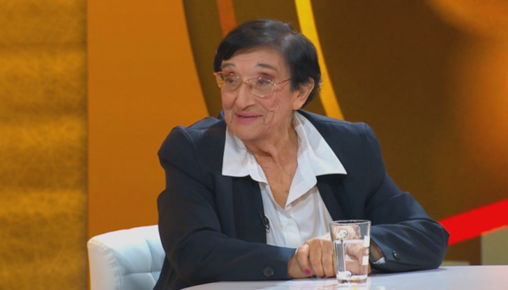 Инфлацията вече е "изяла" тези 25 стотинки отстъпка за литър гориво, заяви икономистът