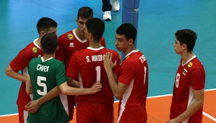 Утре българският отбор играе срещу връстниците си от Полша