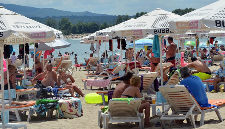 Пристигат от Ереван и Истанбул Пристигат от Ереван и Истанбул