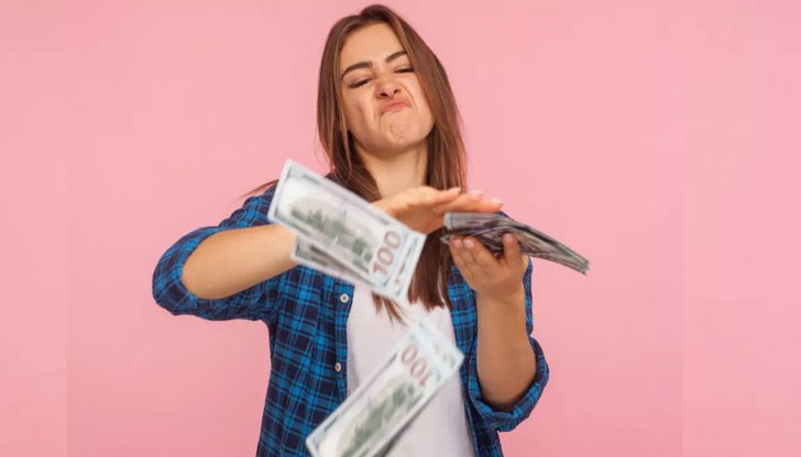 Всеки обича да прави пари, а някои хора имат късмета да печелят добре от работата си Всеки обича да прави пари, а някои хора имат късмета да печелят добре от работата си