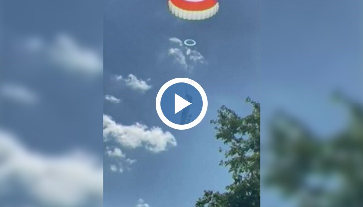 Пилотът се е отървал с леки наранявания