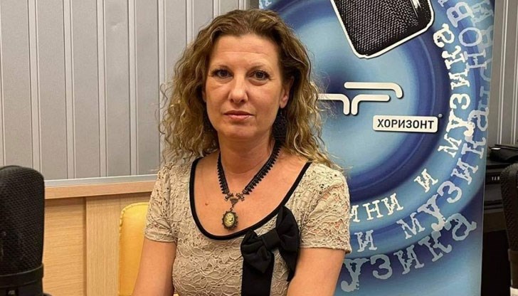 Няма как да се преборим с лошите, докато полицаите си мият безплатно колите на автомивката на наркодилъра Няма как да се преборим с лошите, докато полицаите си мият безплатно колите на автомивката на наркодилъра