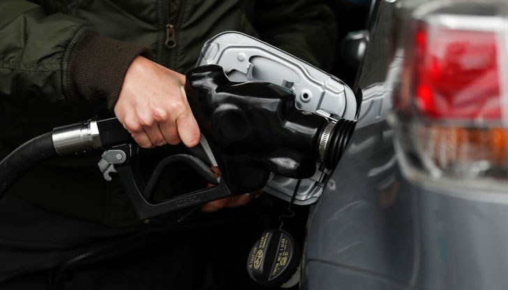 Предвижда се да се поставят информационни табели на бензиностанциите, които да индикират дали в конкретната бензиностанция се предлага отстъпката