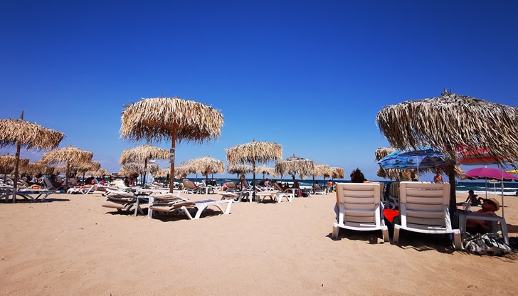 До 2019 г. около 400- 500 хиляди руснаци са почивали през лятото у нас, а сега спадът е над 80% До 2019 г. около 400- 500 хиляди руснаци са почивали през лятото у нас, а сега спадът е над 80%