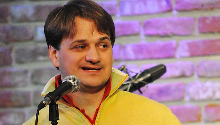 Мариан Бачев и Милена Видер сложиха венчални халки и отбелязаха събитието със снимка в социалните мрежи Мариан Бачев и Милена Видер сложиха венчални халки и отбелязаха събитието със снимка в социалните мрежи